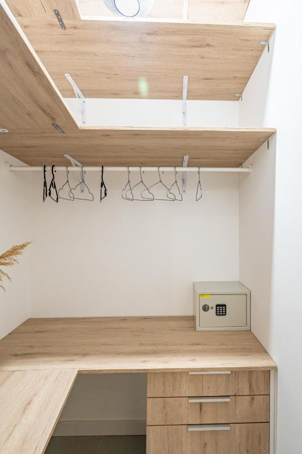 Exquisite Studio Apartment With An Original Design Valencia Exterior foto